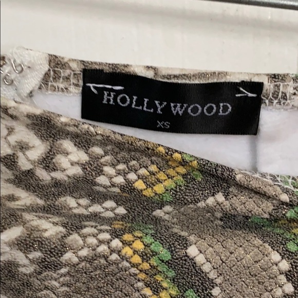 HOLLYWOOD BOUTIQUE SNAKESKIN PRINT MINI SKIRT - Picture 2 of 2